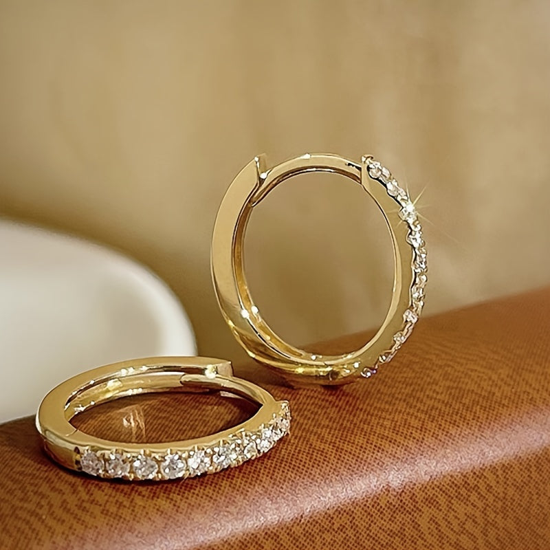 Minimalistische Kristall-Creolen aus Weissgold