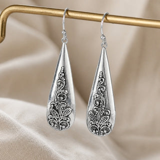 Vintage Ohrringe mit Blumenrelief