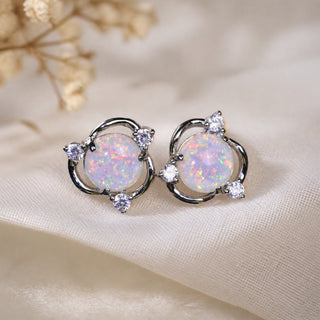 Runde Opal-Silber-Steckerohrringe