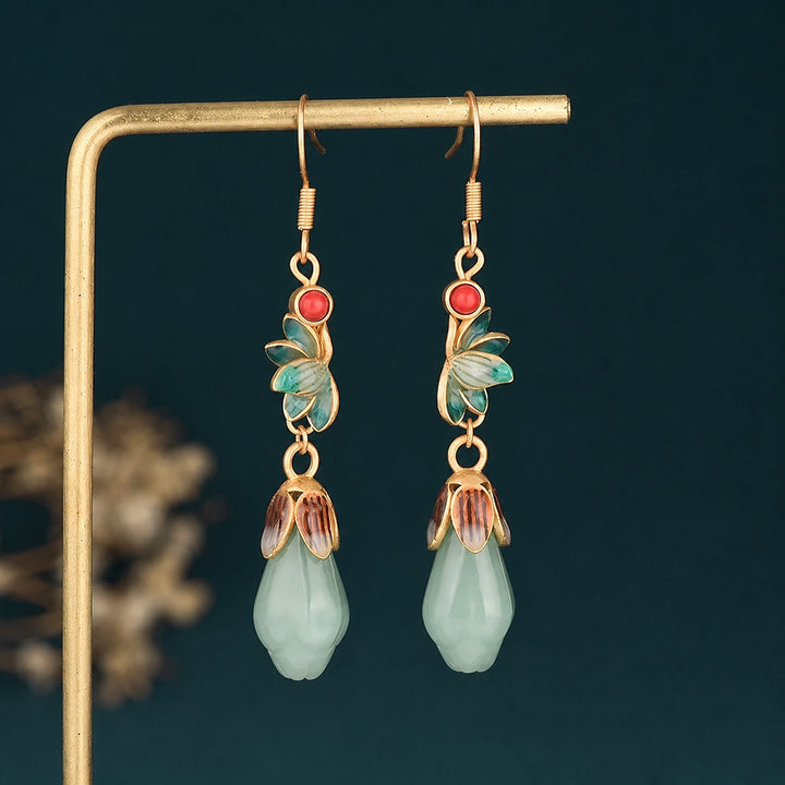 Himmlische Jade-Blumenohrringe