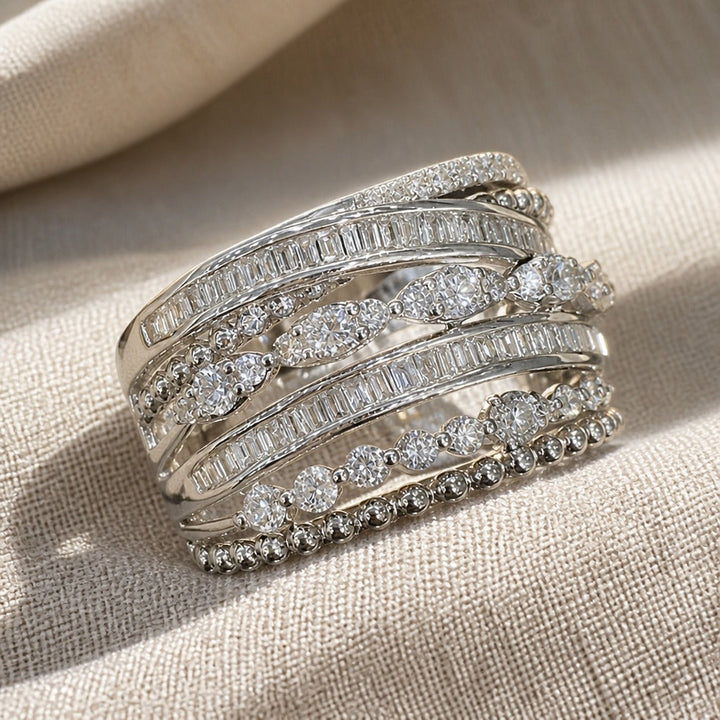 Ring Geschichtet mit Zirkonia