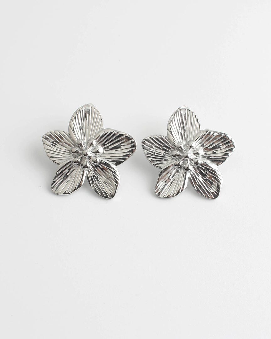 Florale Statement-Ohrringe in Gold oder Silber