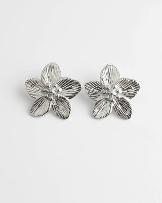Florale Statement-Ohrringe in Gold oder Silber