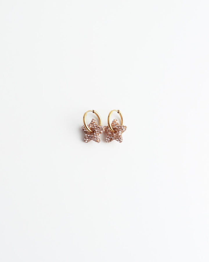 Toned Pave Star Creolen Ohrringe
