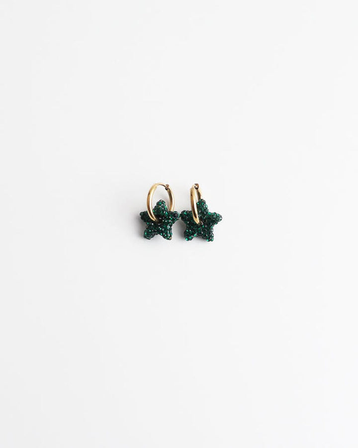 Toned Pave Star Creolen Ohrringe