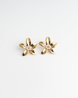 Tonige Perlenblumen-Ohrstecker