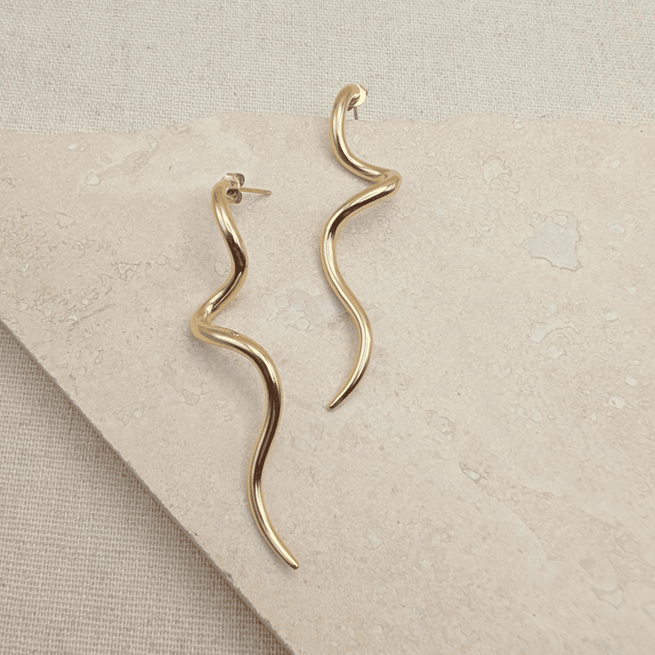 Alltags-Gold Statement Swirl-Ohrringe