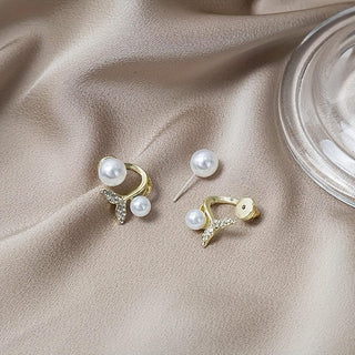Perlen-Ohr-Cuff mit Walflossen-Motiv