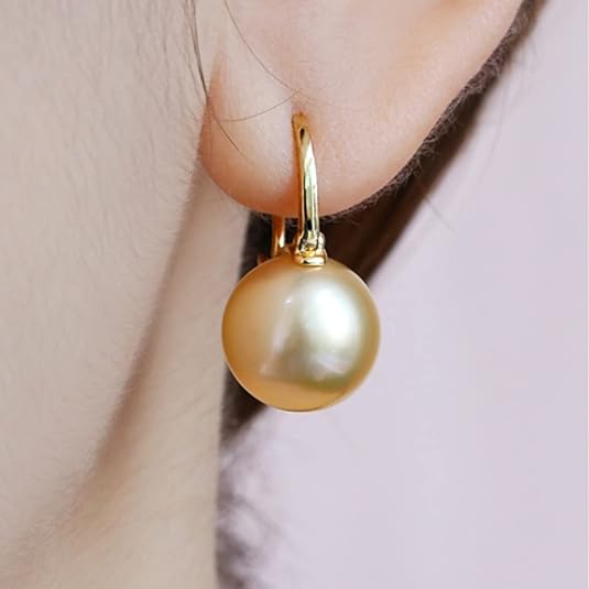 Elegante goldene Perlen-Ohrringe
