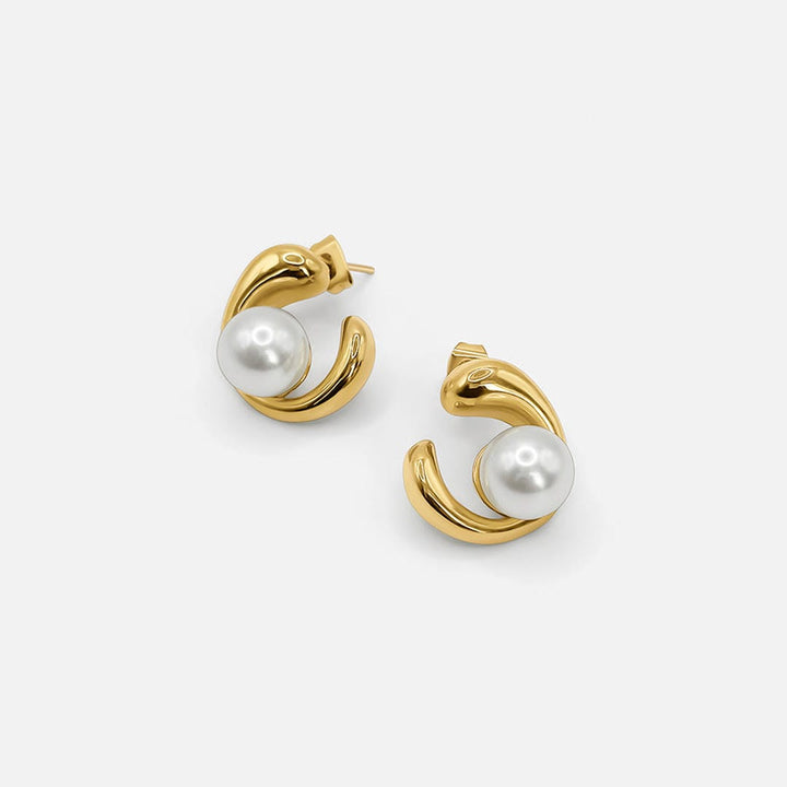 Elegante Gold-Perlenohrringe mit Wirbel-Design