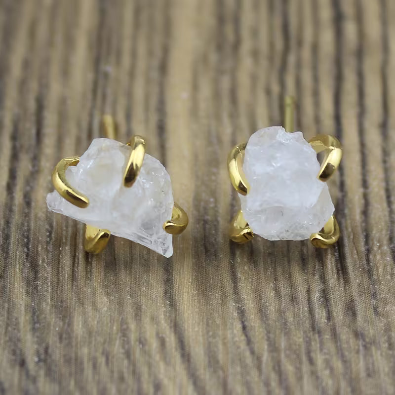 Unregelmässige Mineral-Vierkrallen-Ohrstecker
