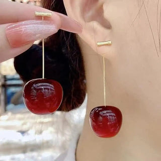 Luxuriöse rote Kirschohrringe