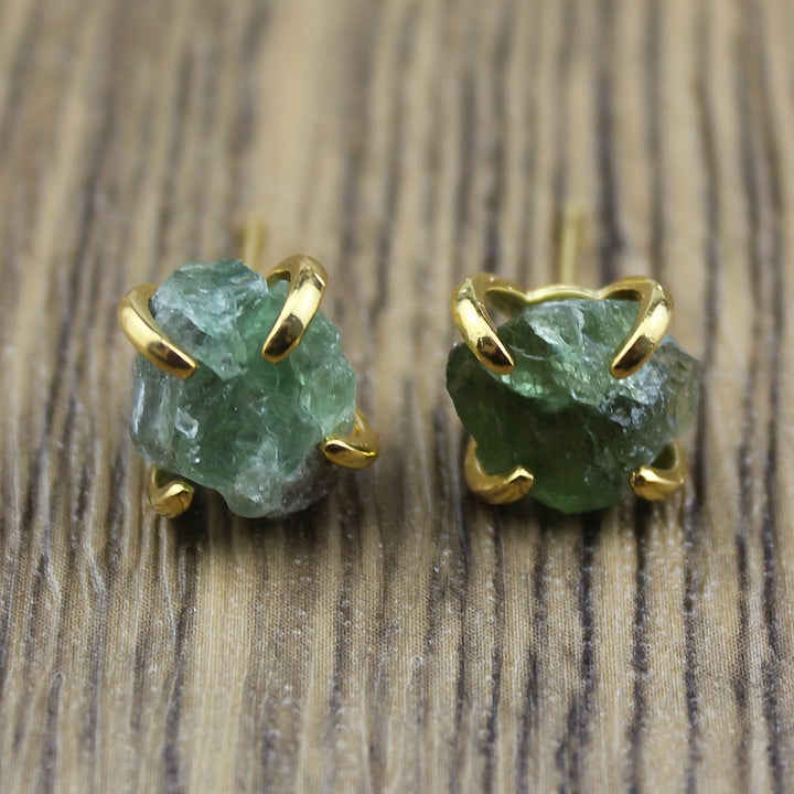 Unregelmässige Mineral-Vierkrallen-Ohrstecker