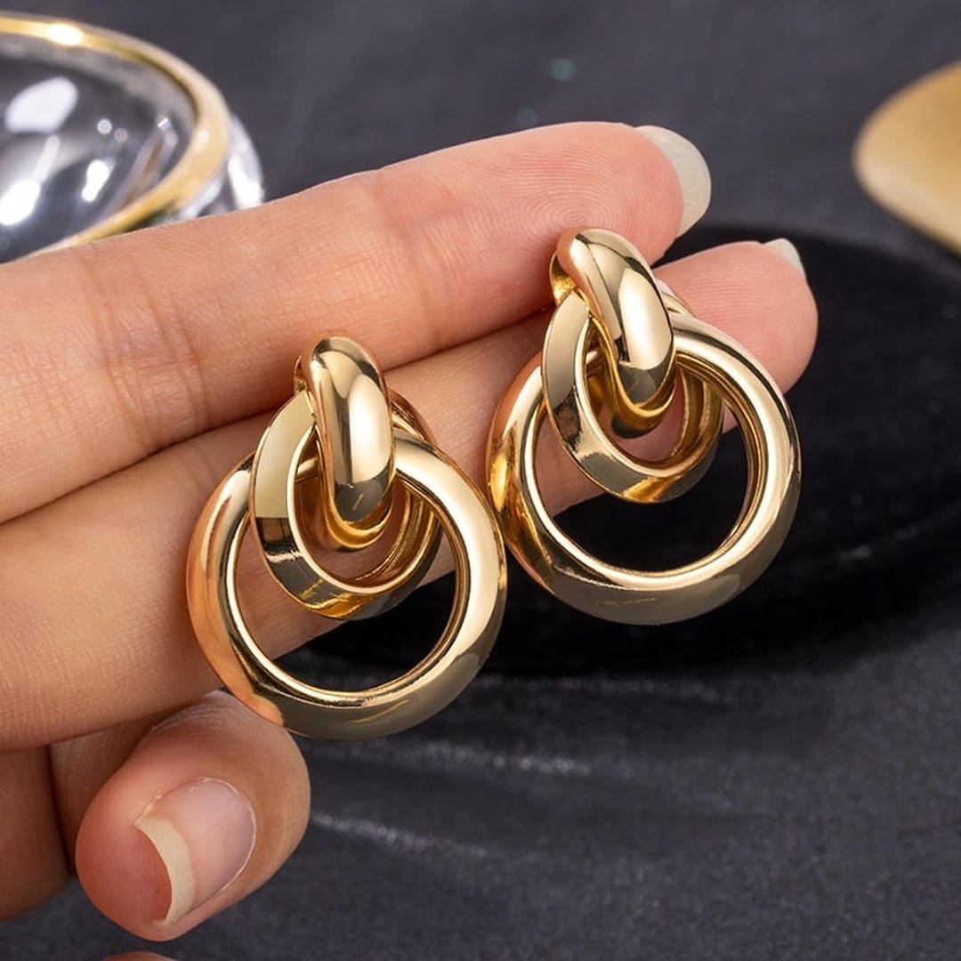 Elegante Creolen aus Gold