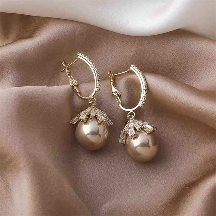 Elegante Malia Perlen-Ohrringe