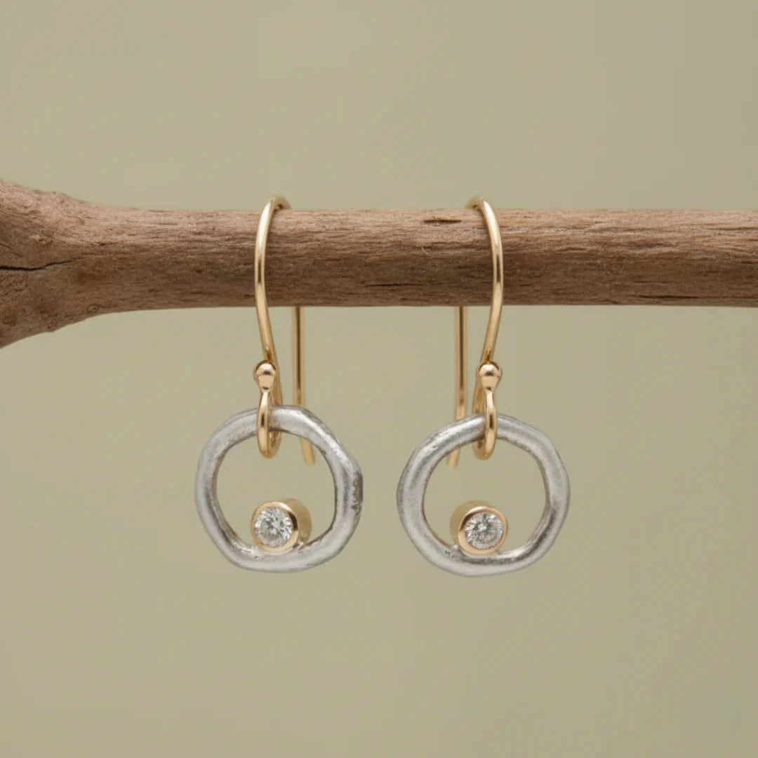Vintage Gold- und Silberohrringe mit Zirkonia