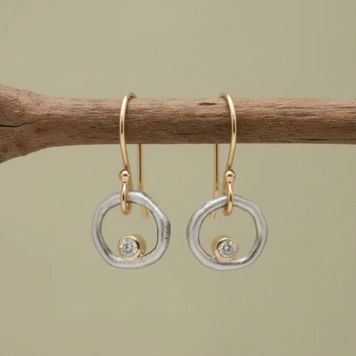 Vintage Gold- und Silberohrringe mit Zirkonia