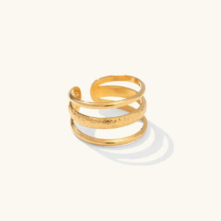 Veliora Radiant 3-lagige Gold-Ohrringe