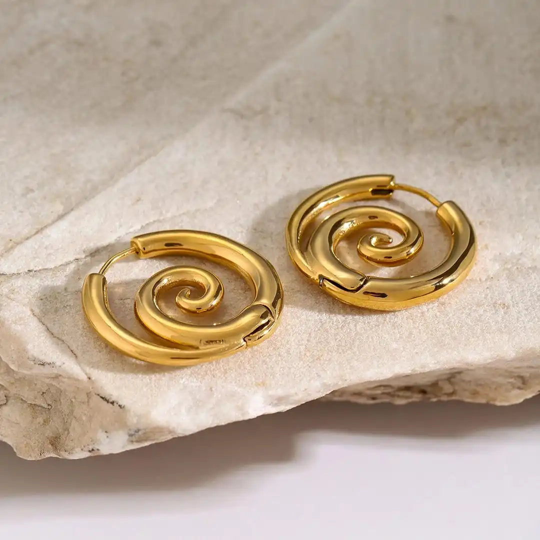 Zeitlose Gold-Spiralohrringe