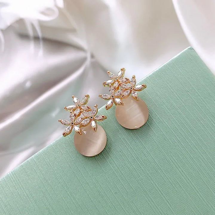 Floral Opal Perlen-Tropfen-Ohrstecker