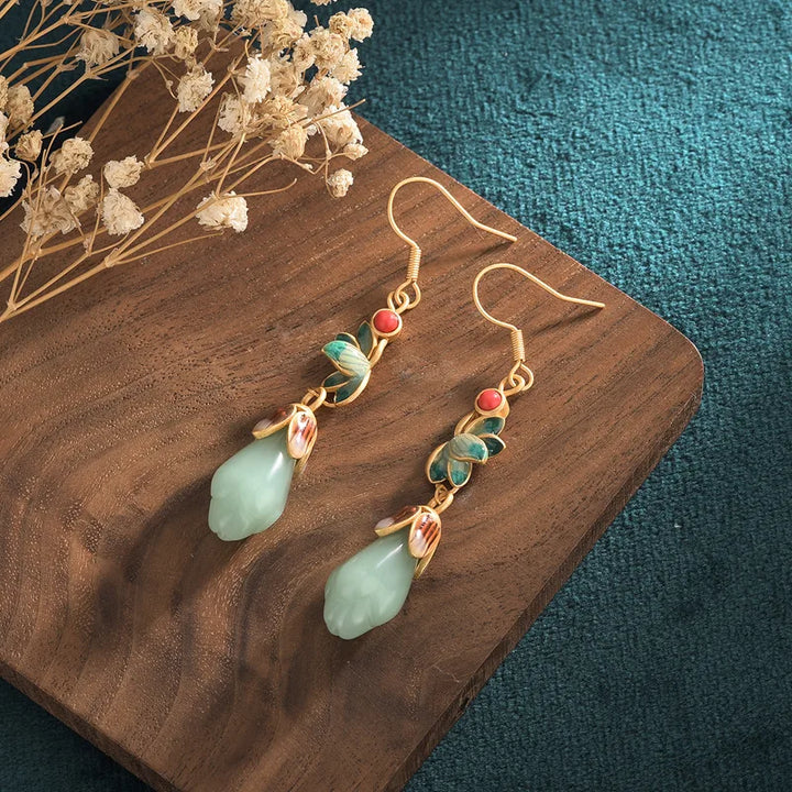 Himmlische Jade-Blumenohrringe