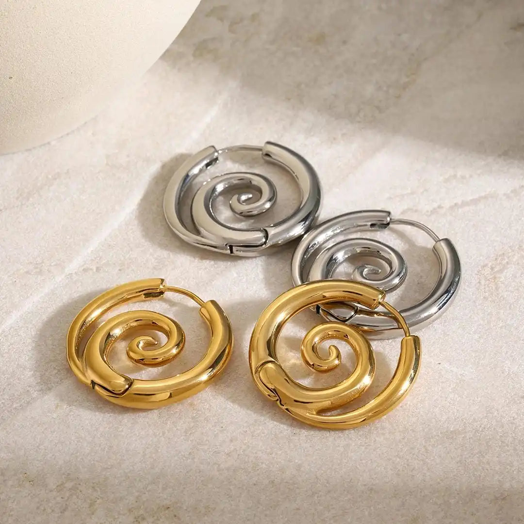 Zeitlose Gold-Spiralohrringe