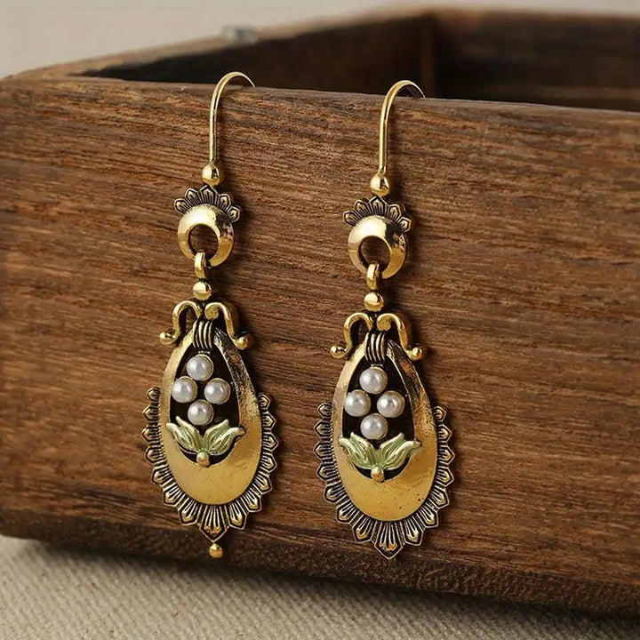Maya Gold Perlen-Blumenohrringe