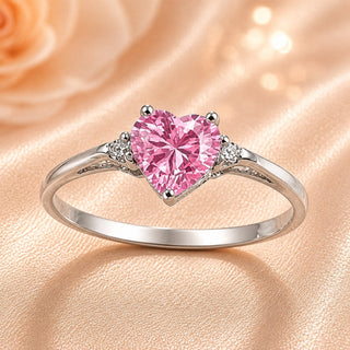 Herzförmiger Solitär-Zirkonia-Ring