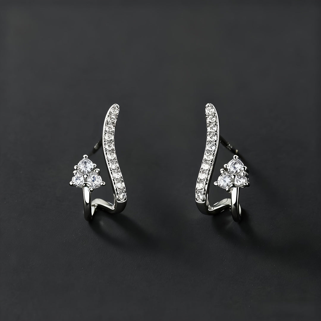 Elegante gewölbte Zirkonia-Ohrringe
