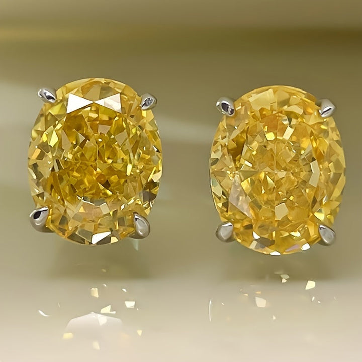 Zeitlose Ohrringe aus Weissgold mit Zirkonia
