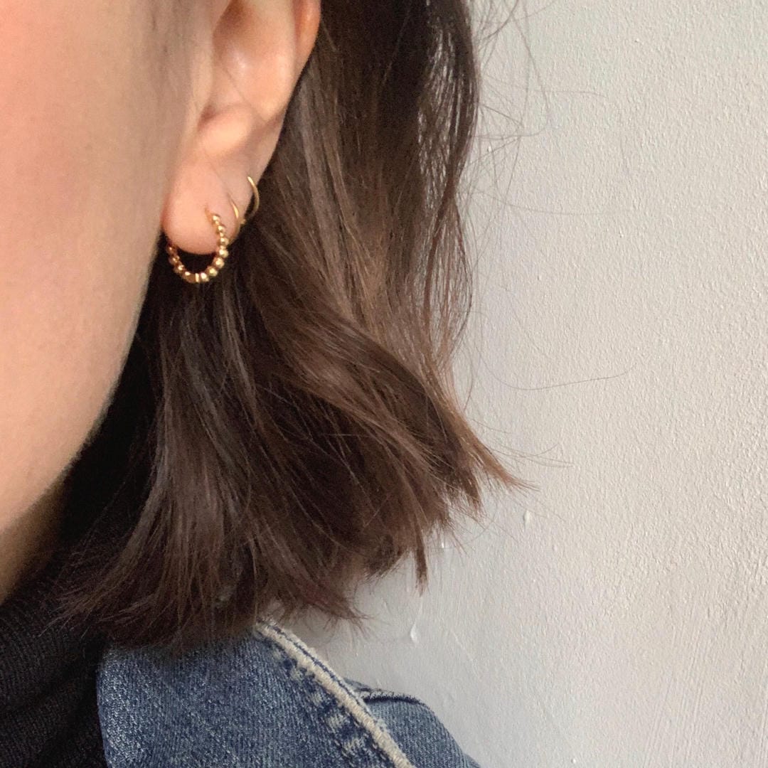 Gelenkige Bubble-Ohrringe in Gold oder Silber