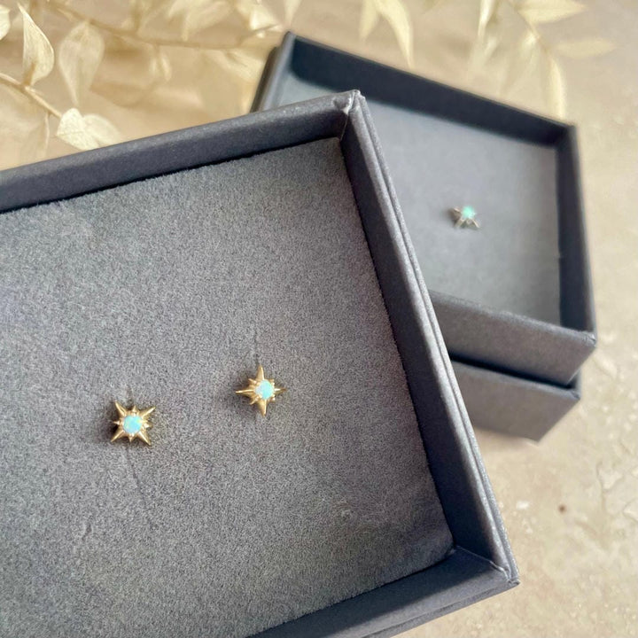 Gold- oder Silber-Opal-Sternenstrahl-Ohrstecker