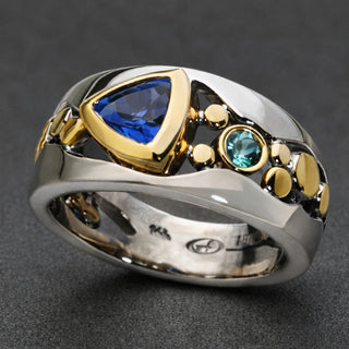 Ring Eisklarer Kristall Antik-Stil