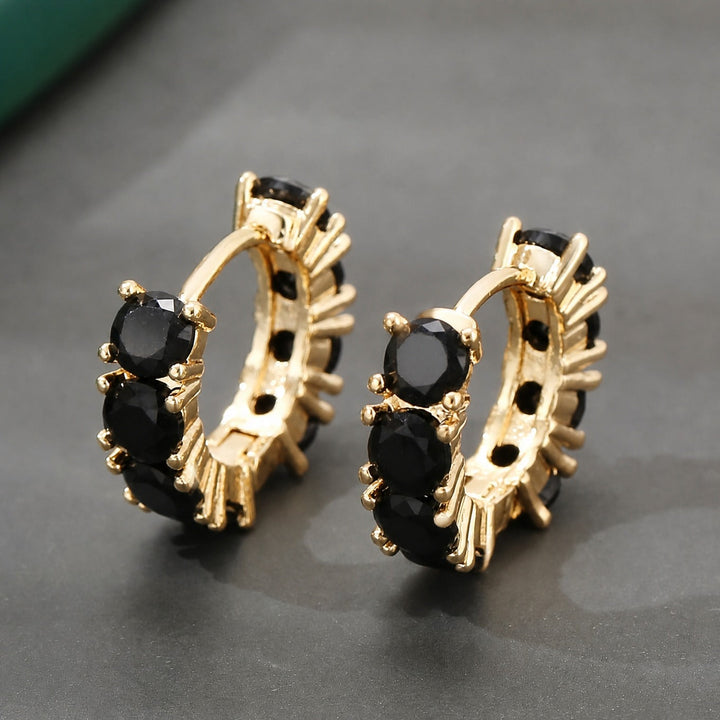Leuchtende Onyx-Zirkonia Ohrringe