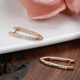 Elegante Ohrringe mit Zirkoniasteinen